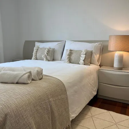 Exclusivo Apartamento Con Parking Torrelavega Exterior photo